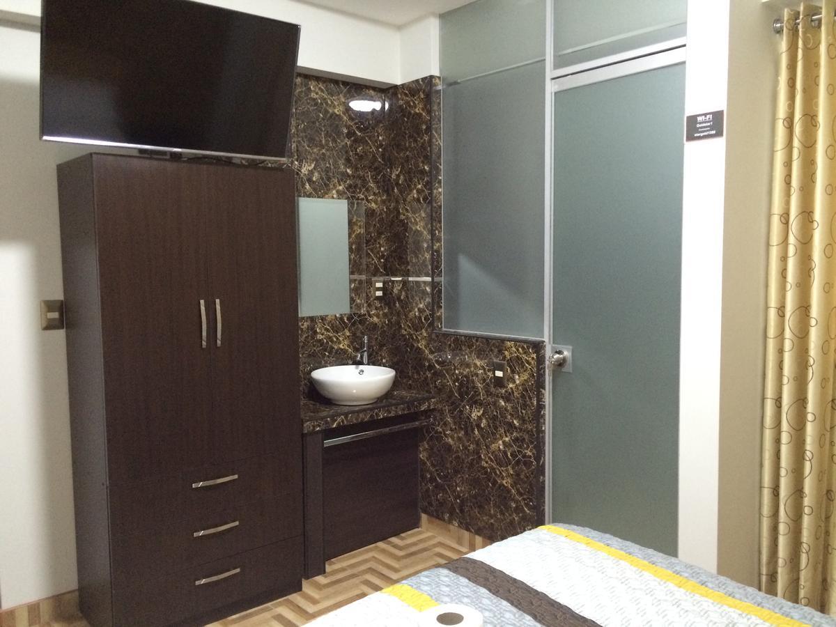 Hostal Gold Star Tacna Bagian luar foto