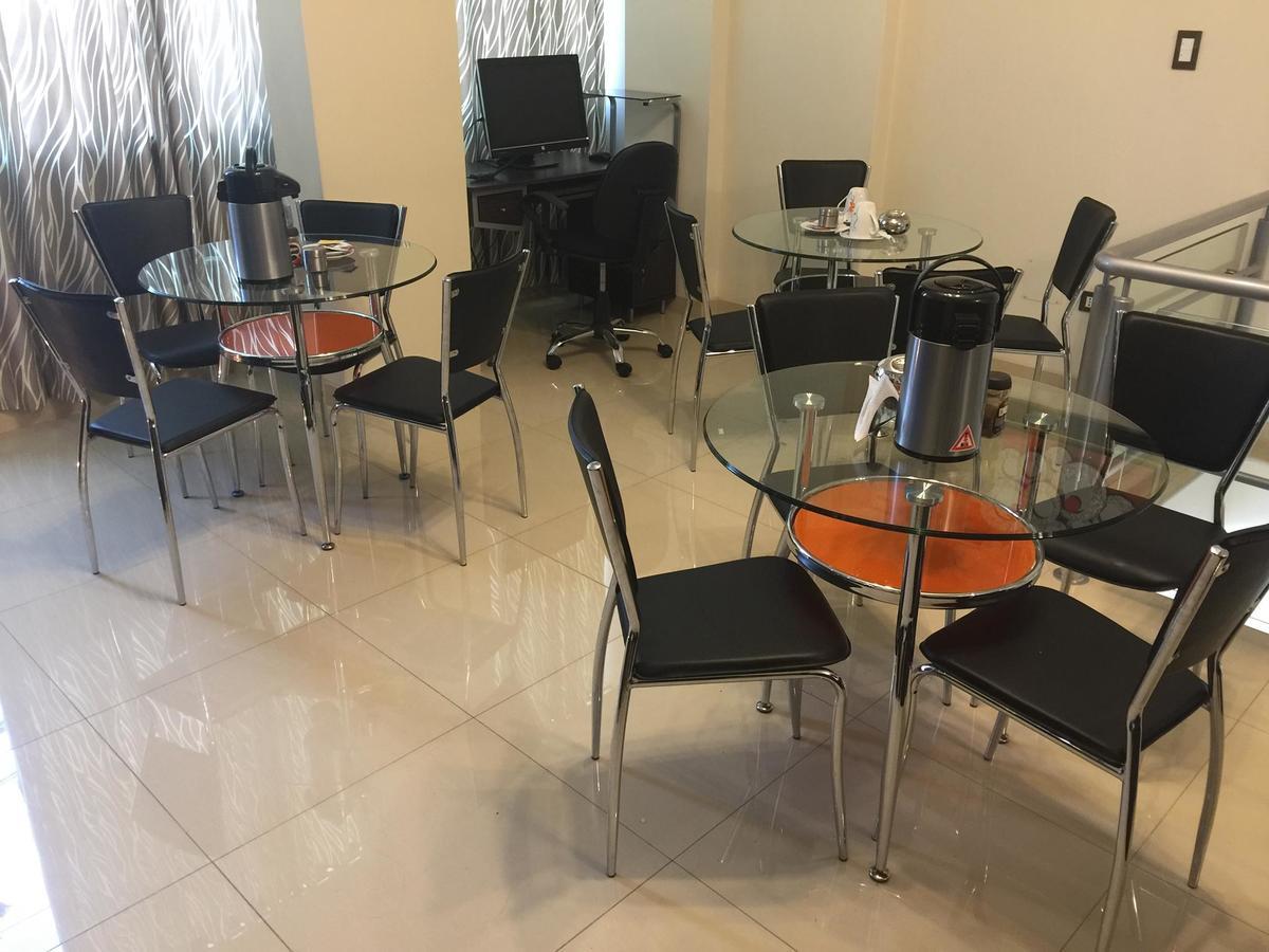 Hostal Gold Star Tacna Bagian luar foto
