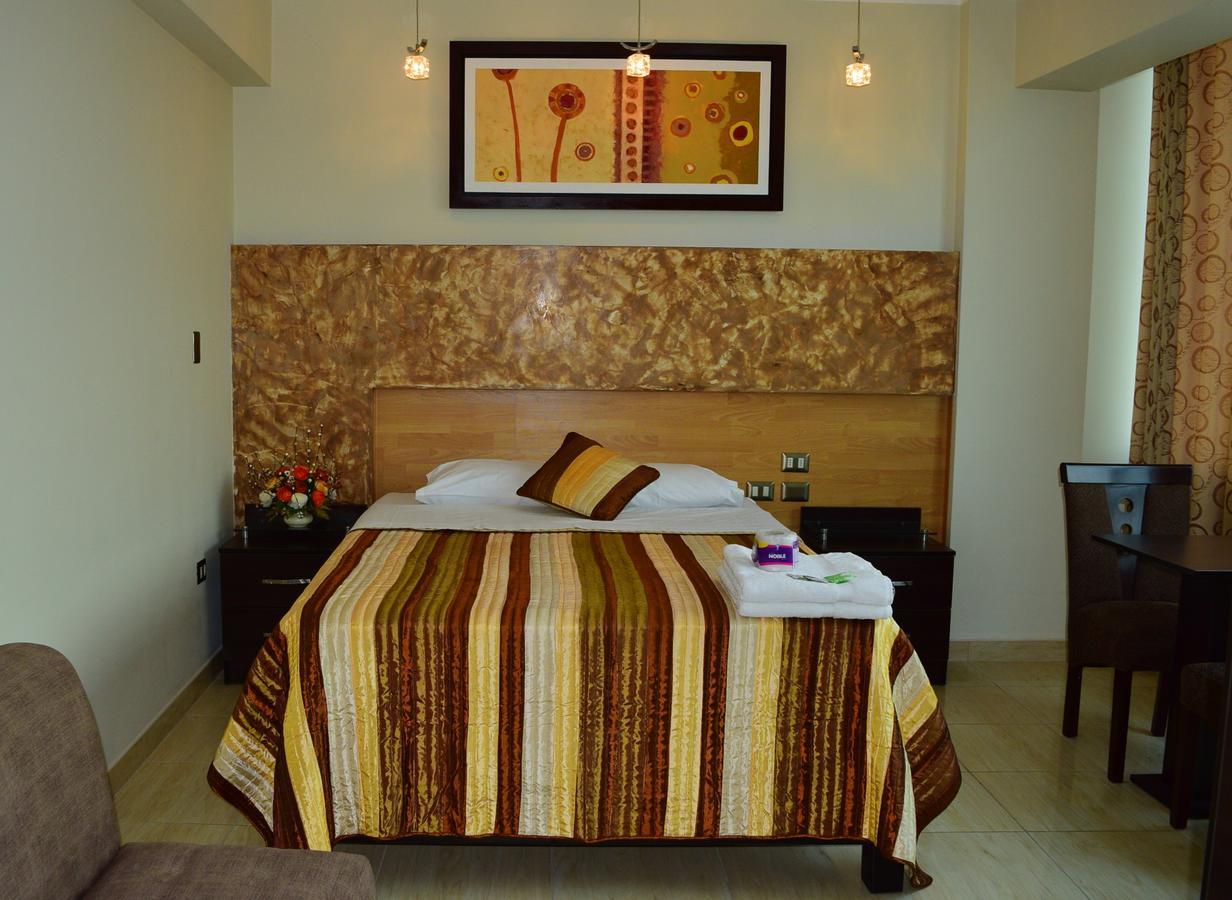 Hostal Gold Star Tacna Bagian luar foto